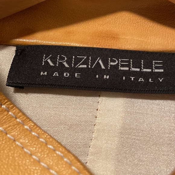 Italian Leather jacket - Picture 4 of 10